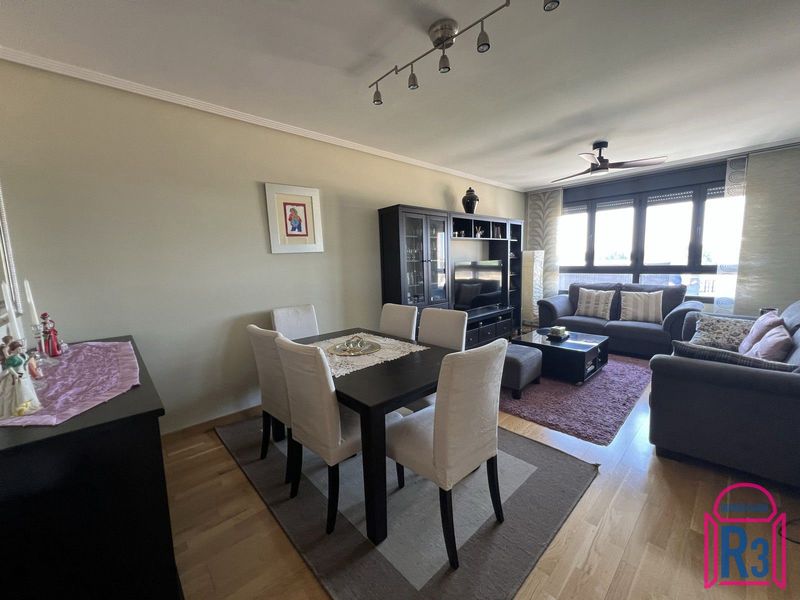 Apartamento en venta León. Ref: 22462. Inmobiliaria R3