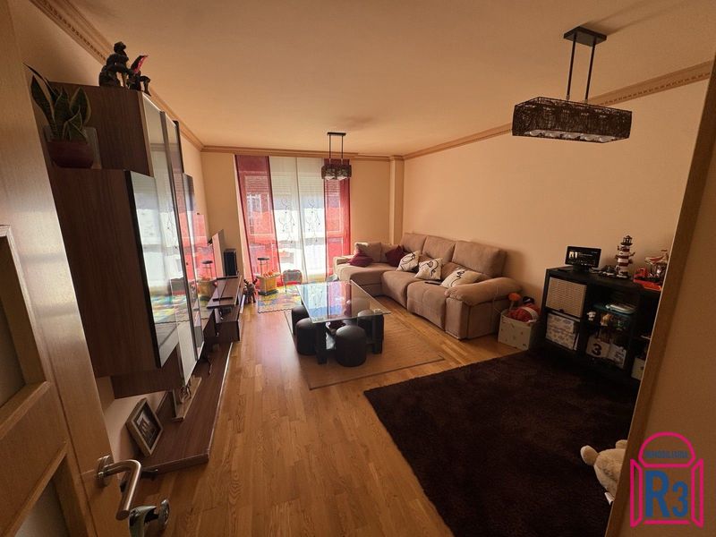 Apartamento en venta León. Ref: 22487. Inmobiliaria R3