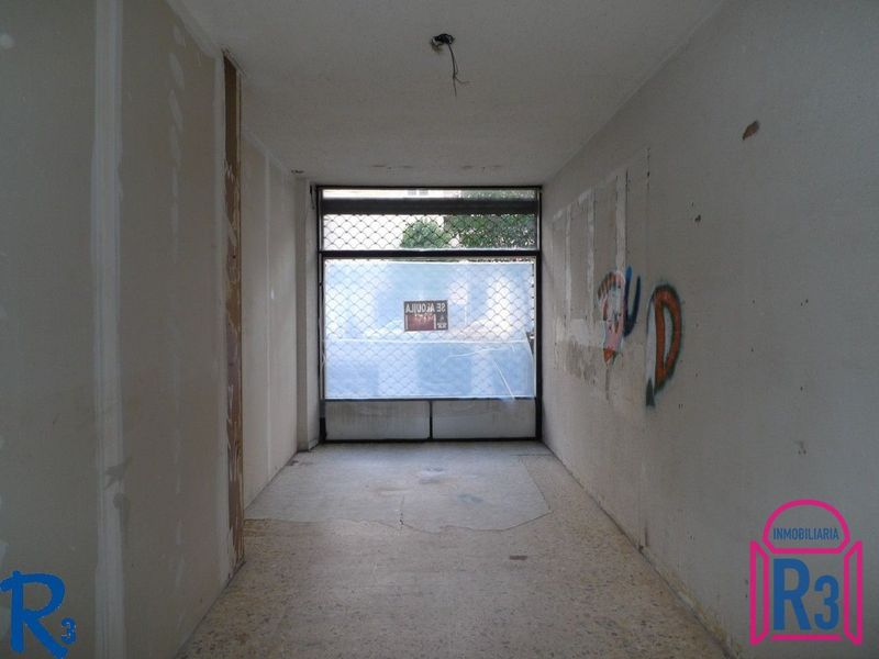 Local Comercial en venta y alquiler León. Ref: 2407. Inmobiliaria R3