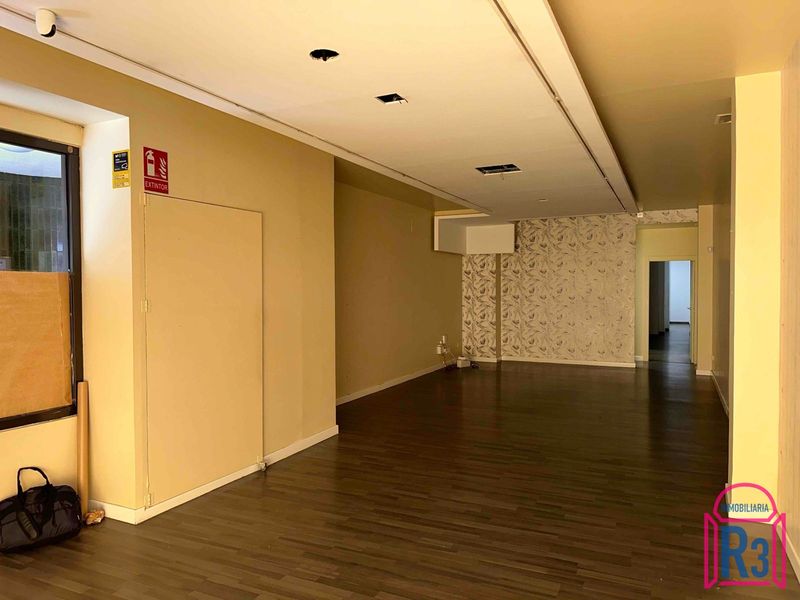 Local Comercial en alquiler León. Ref: 3938. Inmobiliaria R3