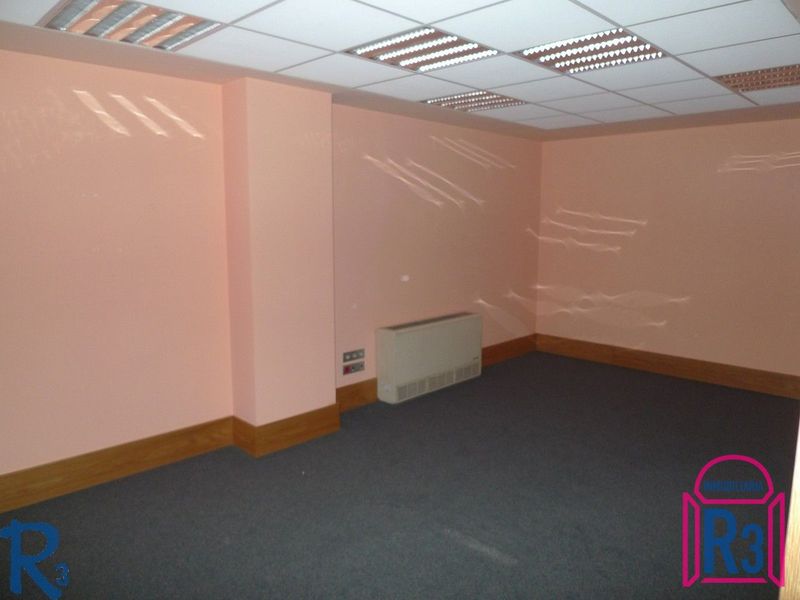 Oficina en alquiler León. Ref: 5030. Inmobiliaria R3