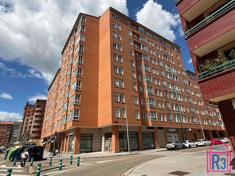 Apartamento en alquiler León. Ref: 6968. Inmobiliaria R3