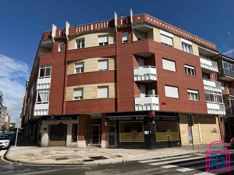 Apartamento en alquiler León. Ref: 7711. Inmobiliaria R3