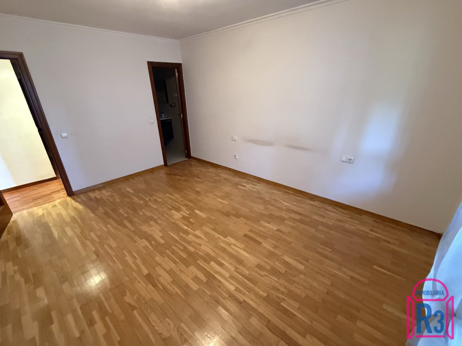 Piso sin amueblar en alquiler