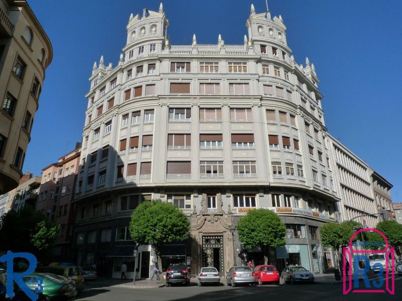 Local Comercial en venta León. Ref: 8639. Inmobiliaria R3