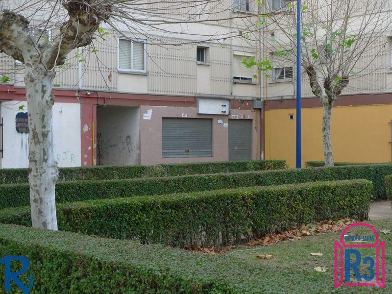 Local Comercial en venta León. Ref: 8815. Inmobiliaria R3