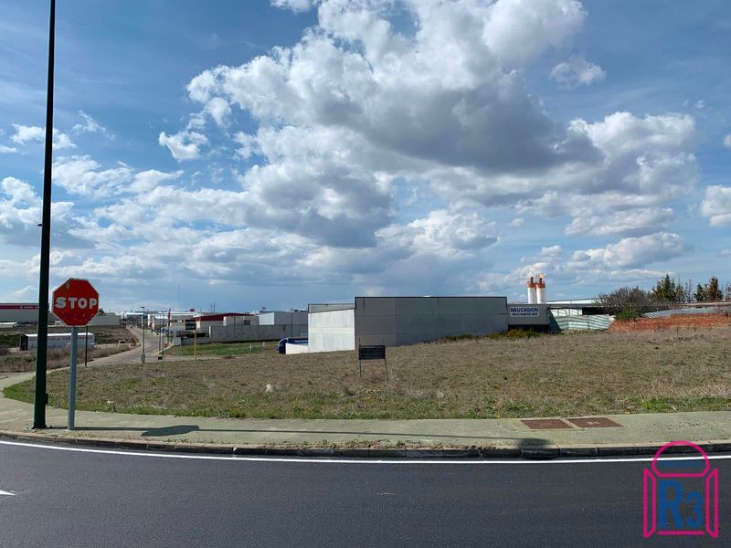 Solar Industrial en venta Trobajo del Camino, León. Ref: 8826. Inmobiliaria R3