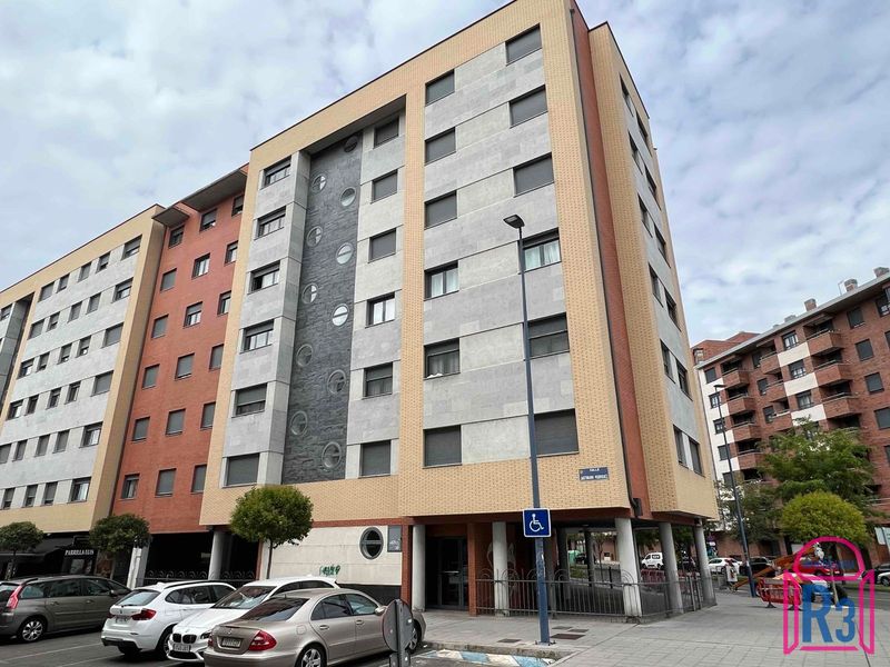 Apartamento en alquiler León. Ref: 8910. Inmobiliaria R3