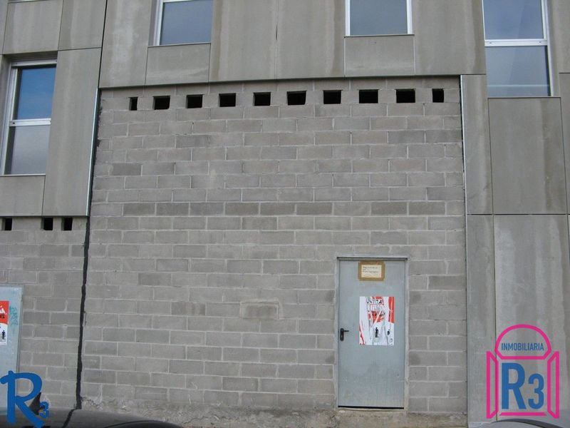 Local Comercial en alquiler León. Ref: 8948. Inmobiliaria R3