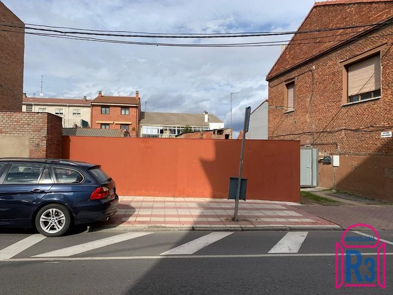Solar Urbano en venta Trobajo del Camino, León. Ref: 9488. Inmobiliaria R3