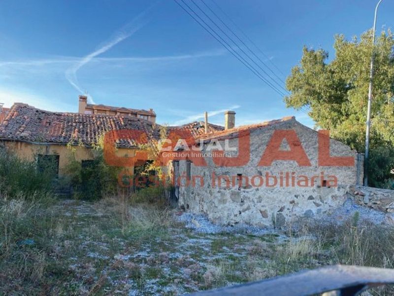 Casa en venta Trescasas, Segovia. Ref: 1044. Cajal Gestión Inmobiliaria