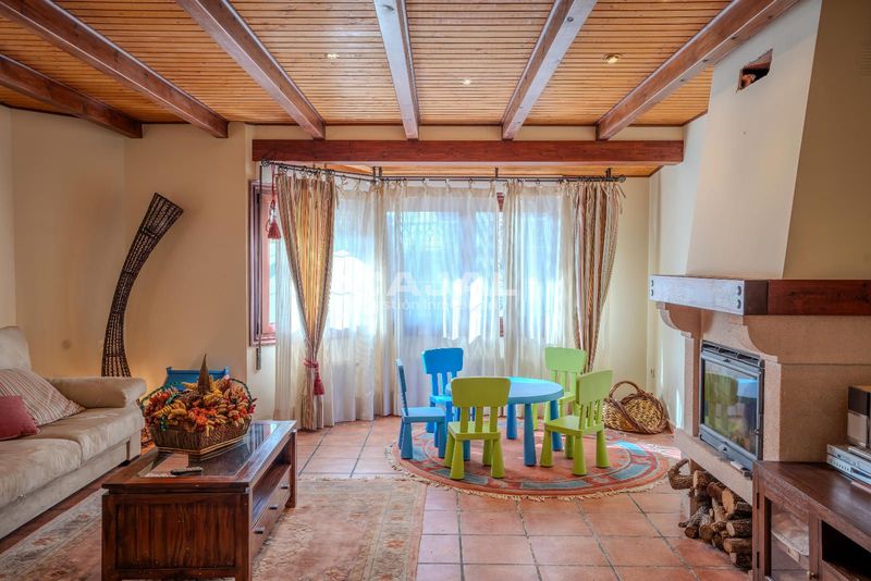 Adosado en venta Riaza, Segovia. Ref: 1480. Cajal Gestión Inmobiliaria