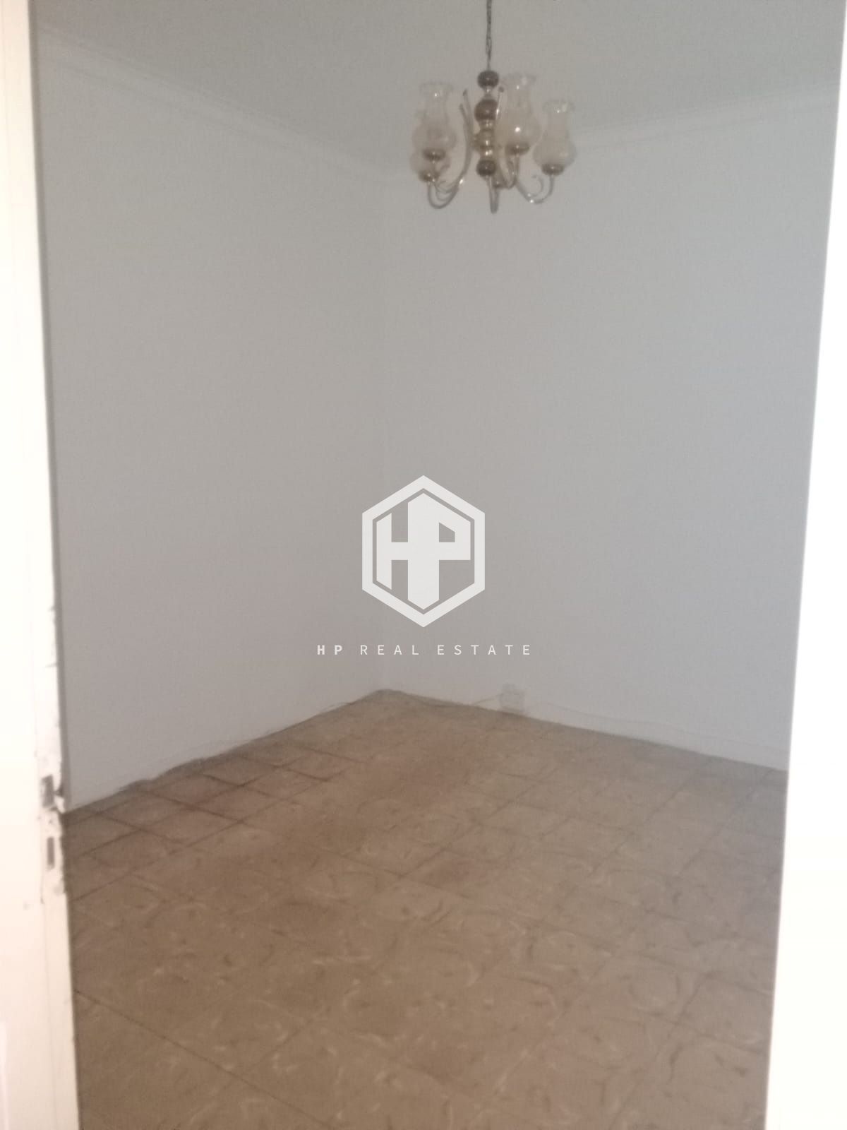 PISO EN VENTA EN CALLE INDUSTRIA DE 3 HABITACIONES  DOBLES, 1 BAÑO Y 1 ASEO.