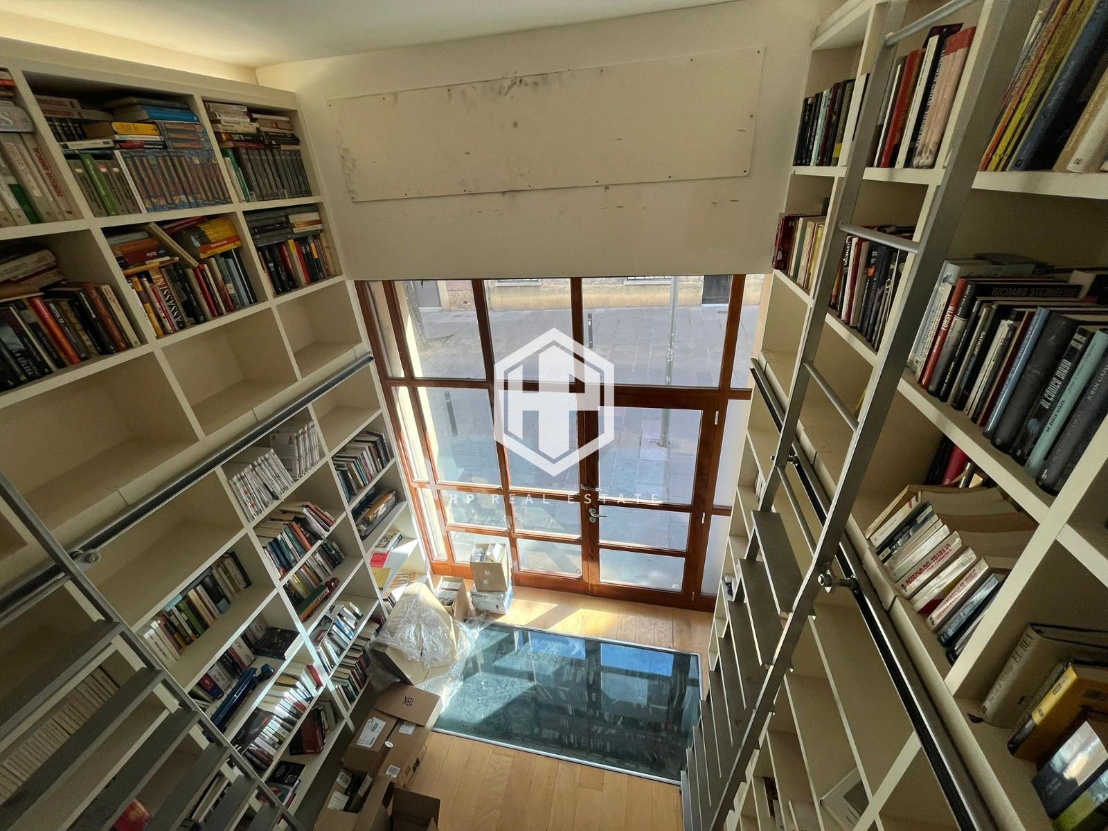 Local Comercial en venta Barcelona. Ref: 2264. HP Real Estate 