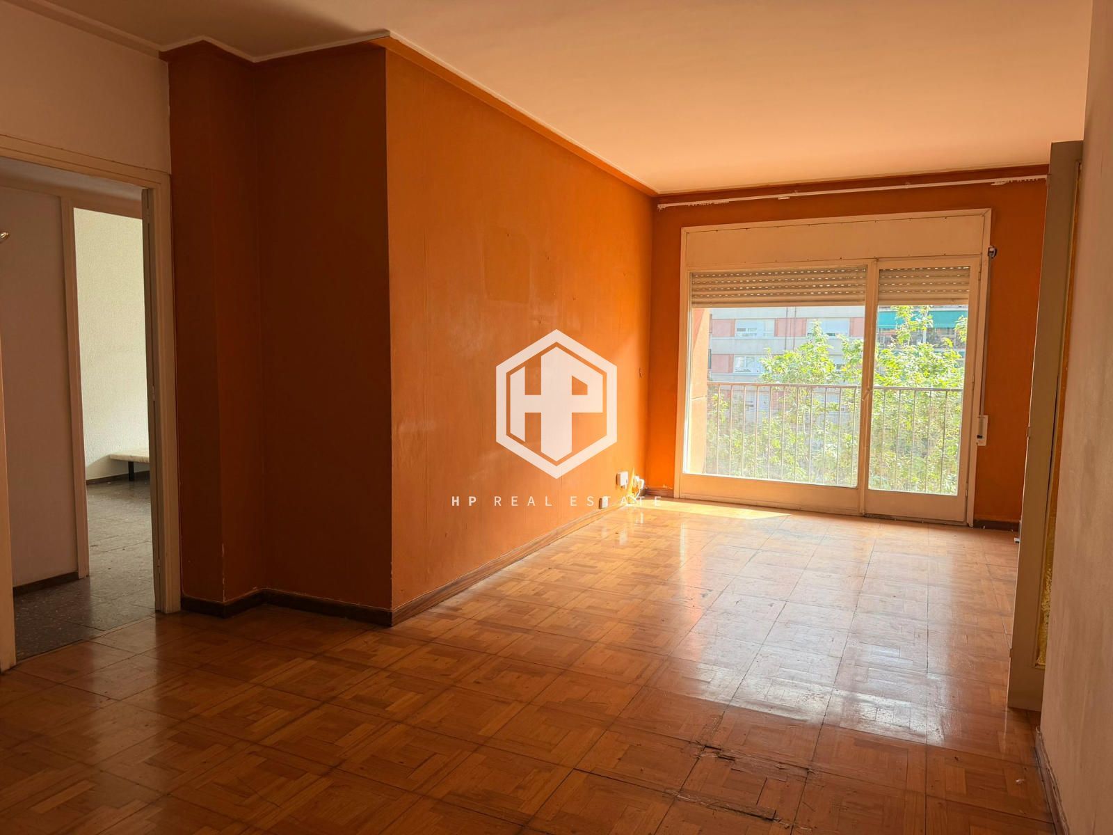 Piso en venta Barcelona. Ref: 2265. HP Real Estate 