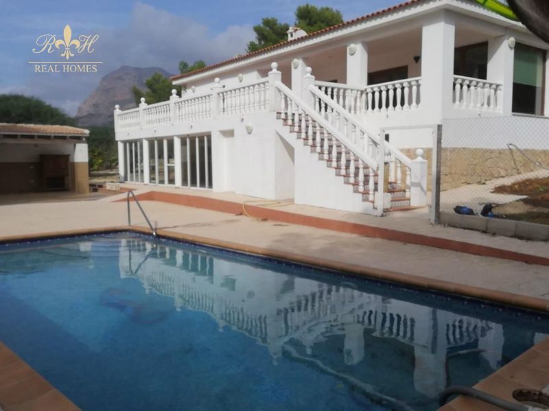 Chalet Independiente en venta La Nucia, Alicante. Ref: 1128. Real Homes