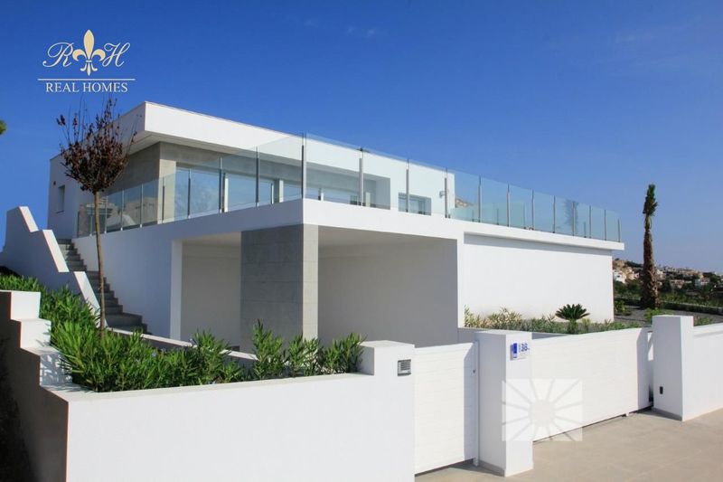 Chalet Independiente en venta Benitachell, Alicante. Ref: 1142. Real Homes