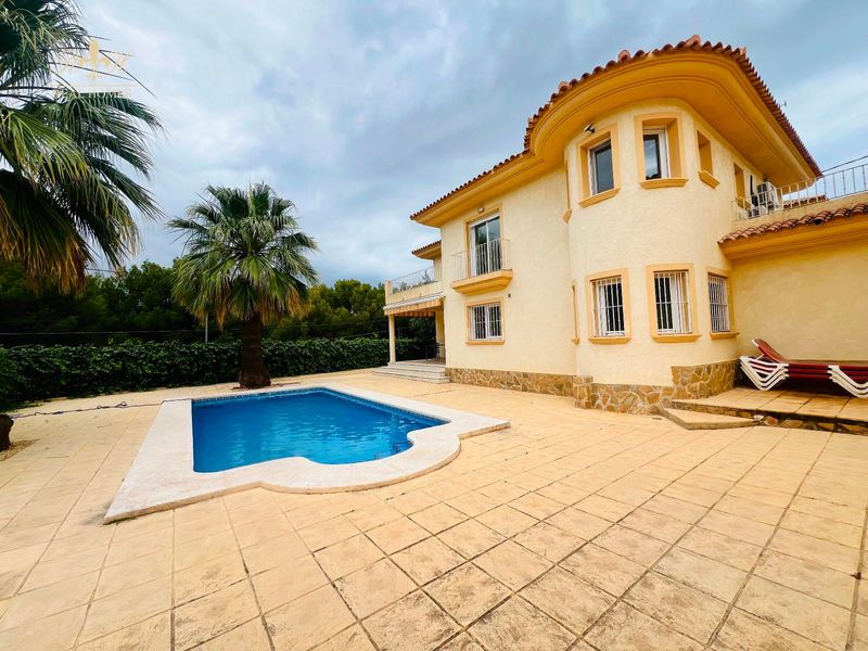 Chalet Independiente en venta El Albir, Alicante. Ref: 1257. Real Homes