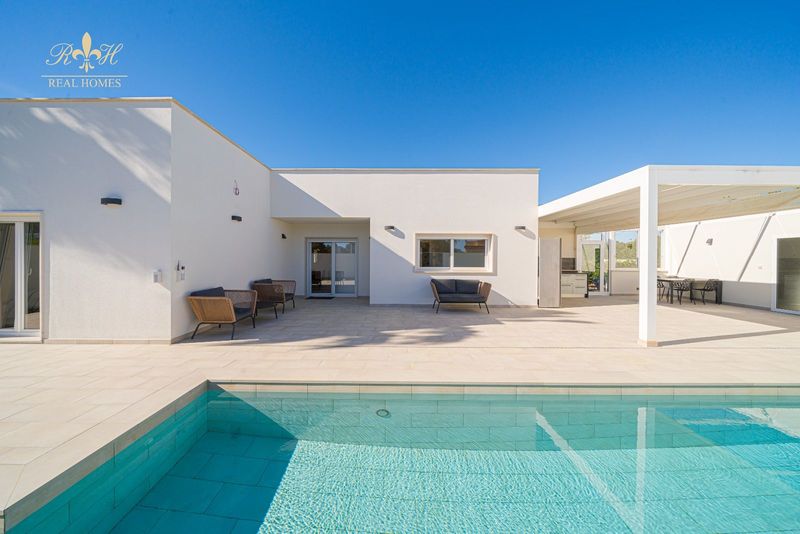 Chalet Independiente en venta El Albir, Alicante. Ref: 1290. Real Homes
