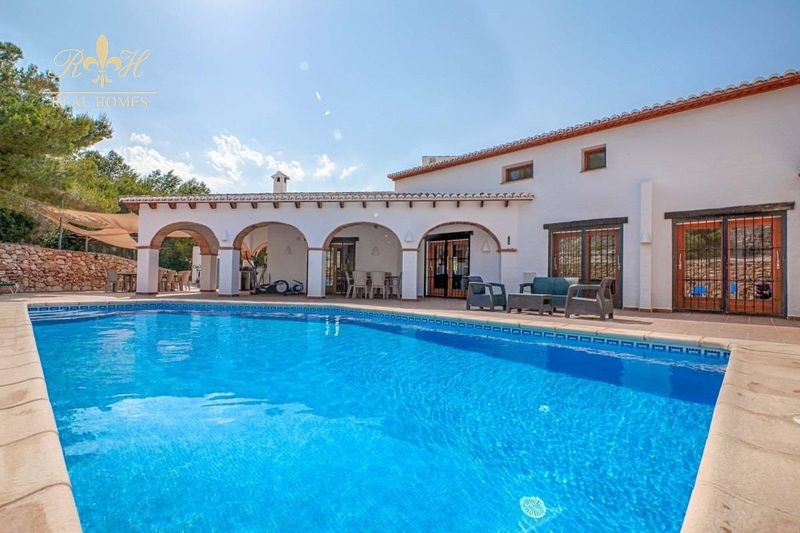 Fristående Villa till salu Moraira, Alicante. Ref: 1362. Real Homes