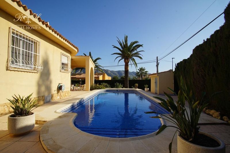 Chalet Independiente en venta Alfaz del Pi, Alicante. Ref: 1417. Real Homes