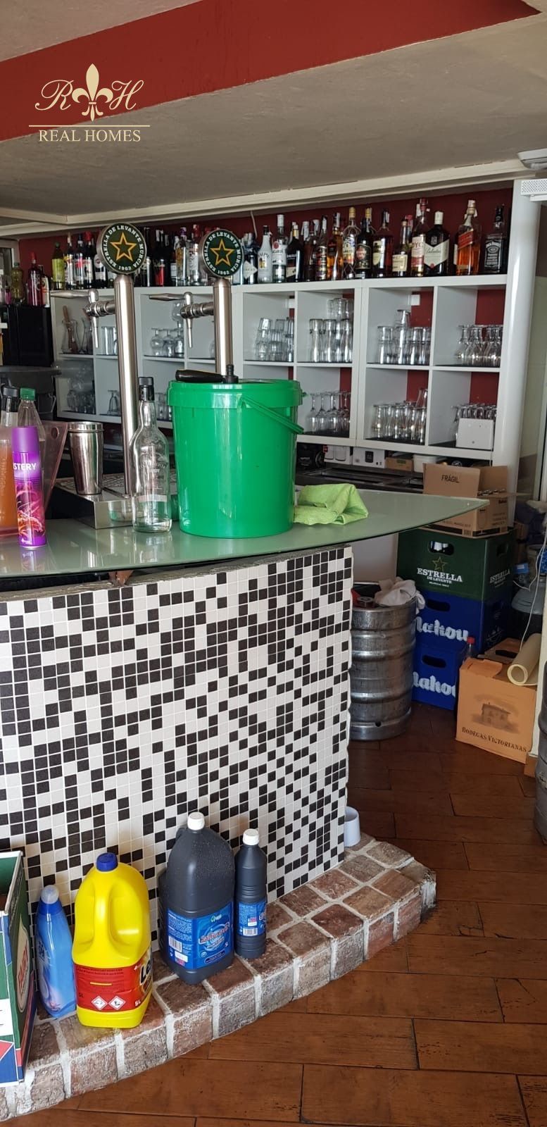 Næringseiendom overføres Benidorm, Alicante. Ref: 1521. Real Homes