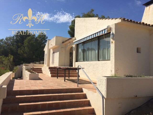 Chalet Independiente en venta Alfaz del Pi, Alicante. Ref: 1579. Real Homes