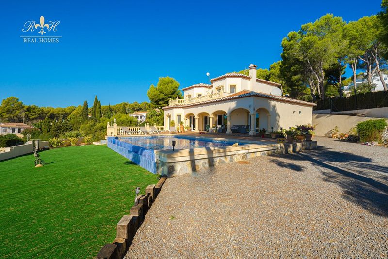 Chalet Independiente en venta Benissa, Alicante. Ref: 1583. Real Homes