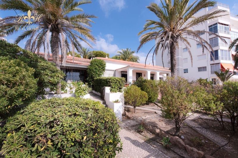 Chalet Independiente en venta El Albir, Alicante. Ref: 1584. Real Homes