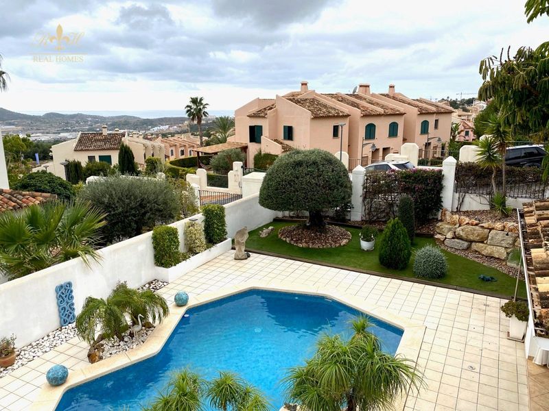 Radhus till salu Finestrat, Alicante. Ref: 1646. Real Homes