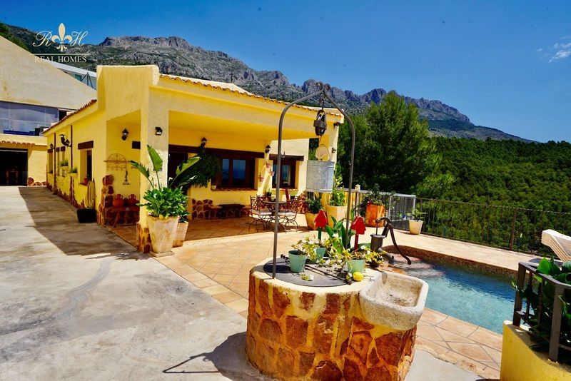 Chalet Independiente en venta Altea la Vella, Alicante. Ref: 1749. Real Homes