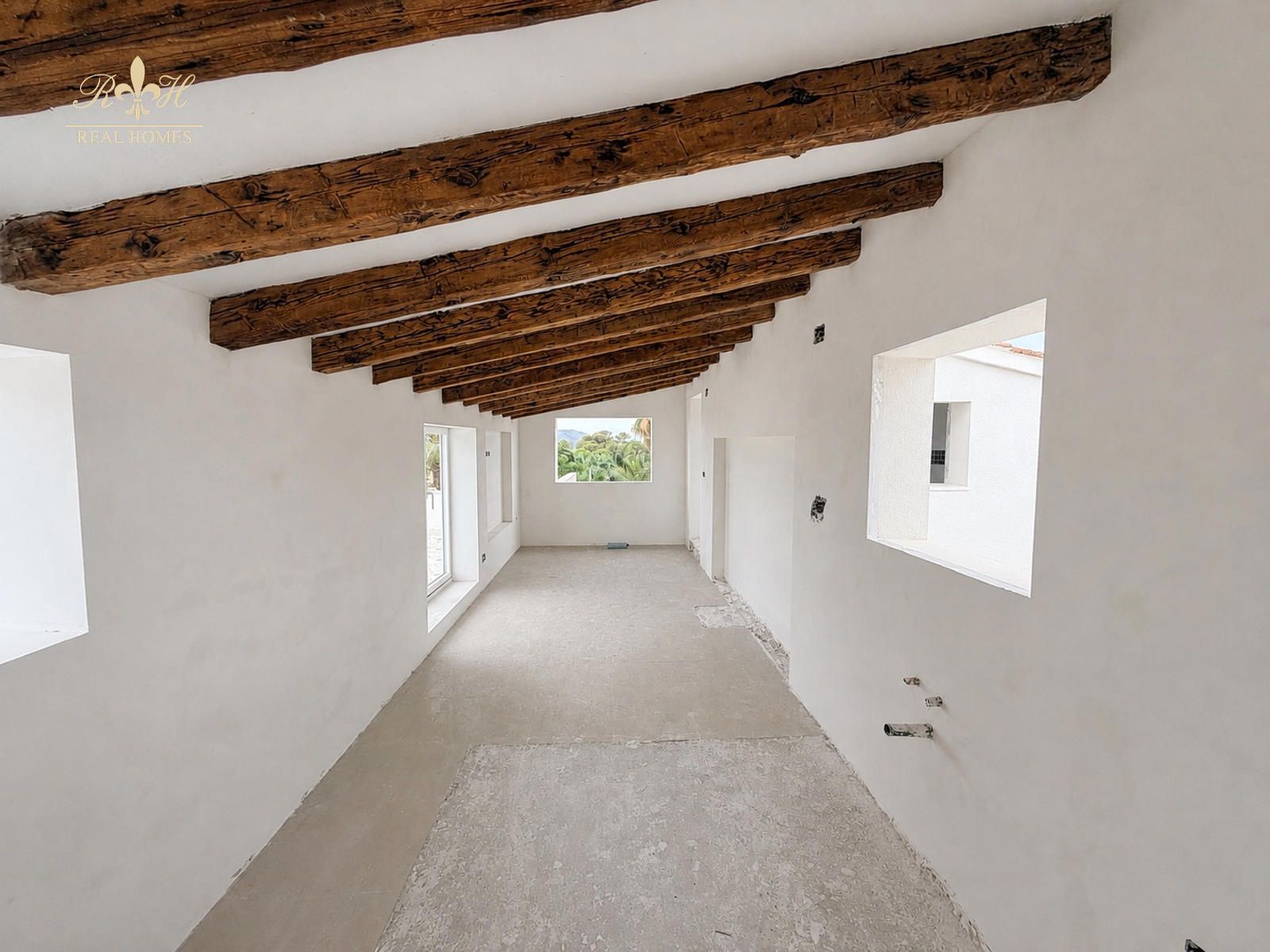 Exclusiva villa mediterránea con gran potencial de inversión en Alfaz del Pi