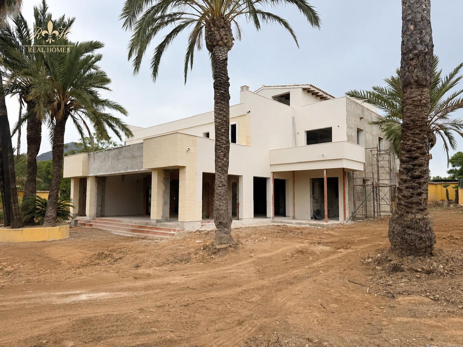 Exclusiva villa mediterránea con gran potencial de inversión en Alfaz del Pi