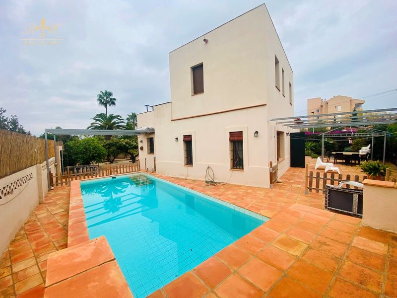 Chalet Independiente en alquiler El Albir, Alicante. Ref: 1849. Real Homes