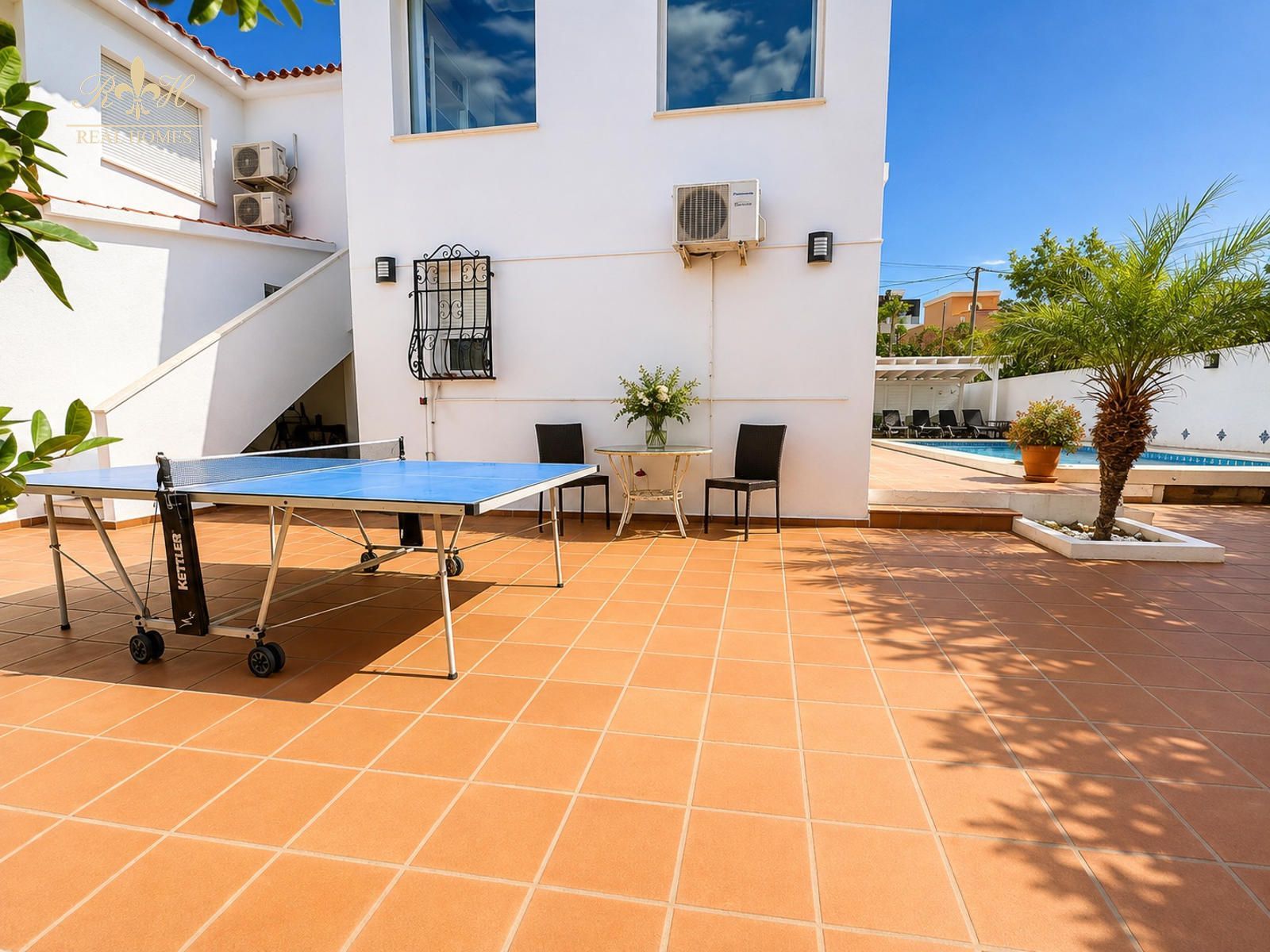 Espectacular adosado con piscina privada, cocina de verano y vistas panorámicas en El Albir