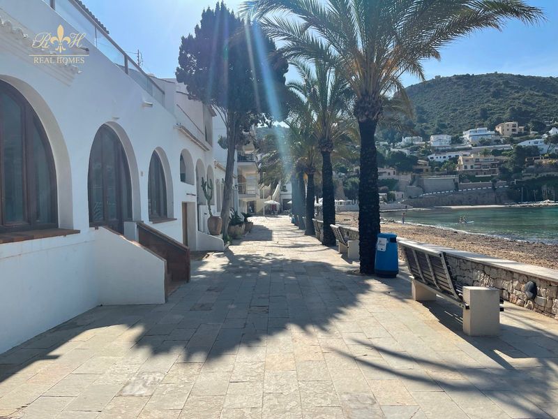 Fristående Villa till salu Moraira, Alicante. Ref: 1917. Real Homes