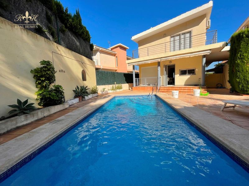 Chalet Independiente en venta El Albir, Alicante. Ref: 1988. Real Homes