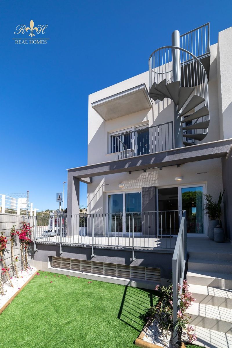 Piso en venta Elche/Elx, Alicante. Ref: 1999. Real Homes