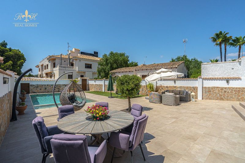 Adosado en venta Orihuela-Costa, Alicante. Ref: 2022. Real Homes