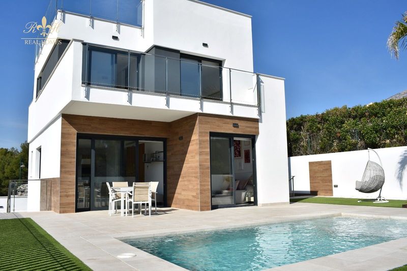 Chalet Independiente en venta La Nucia, Alicante. Ref: 2085. Real Homes