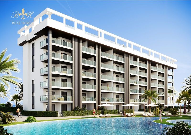 Piso en venta Torrevieja, Alicante. Ref: 2089. Real Homes