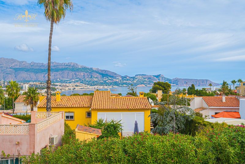 Chalet Independiente en venta El Albir, Alicante. Ref: 2218. Real Homes