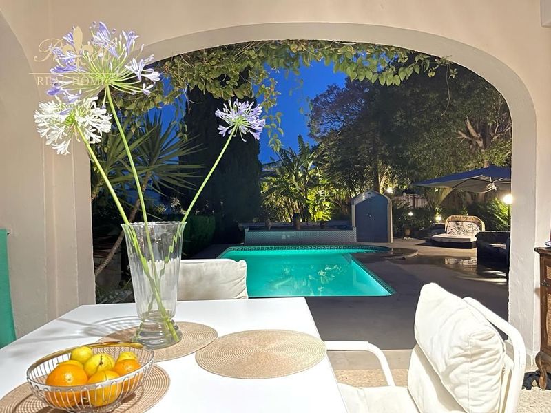 Chalet Independiente en alquiler Alfaz del Pi, Alicante. Ref: 2222. Real Homes