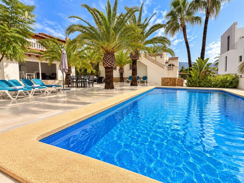 Chalet Independiente en venta El Albir, Alicante. Ref: 2320. Real Homes