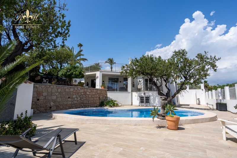 Chalet Independiente en venta Alfaz del Pi, Alicante. Ref: 2329. Real Homes