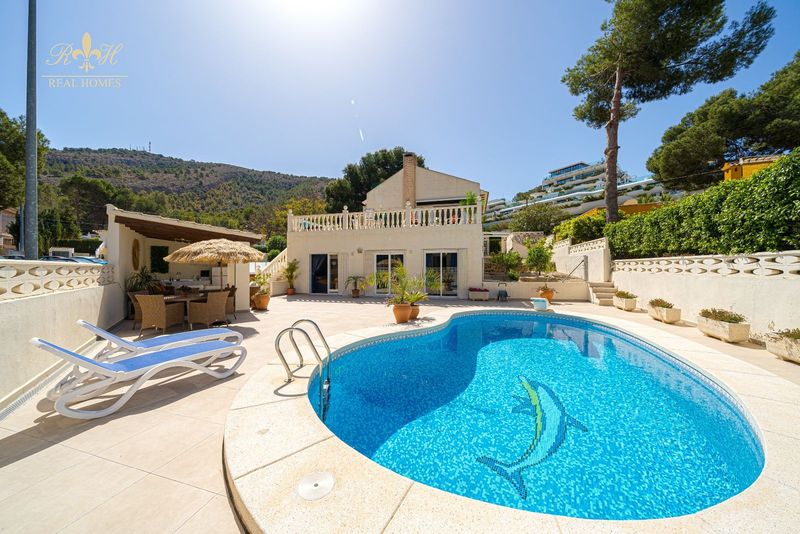 Chalet Independiente en venta El Albir, Alicante. Ref: 2335. Real Homes