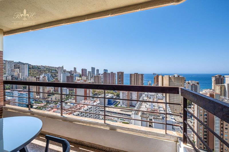 Piso en venta Benidorm, Alicante. Ref: 2464. Real Homes