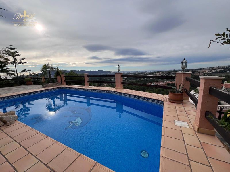 Chalet Independiente en venta Alfaz del Pi, Alicante. Ref: 2523. Real Homes