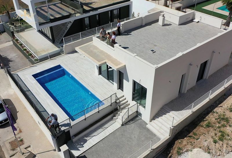 Chalet Independiente en venta Polop, Alicante. Ref: 2560. Real Homes