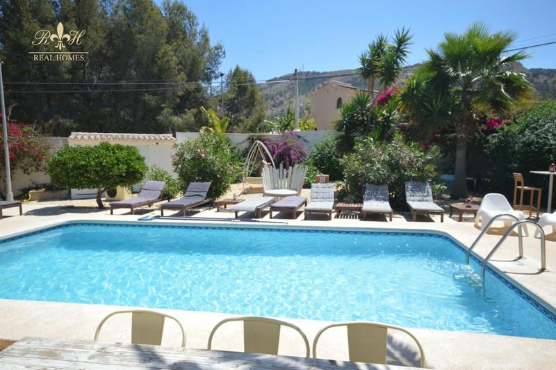 Chalet Independiente en alquiler El Albir, Alicante. Ref: 2570. Real Homes